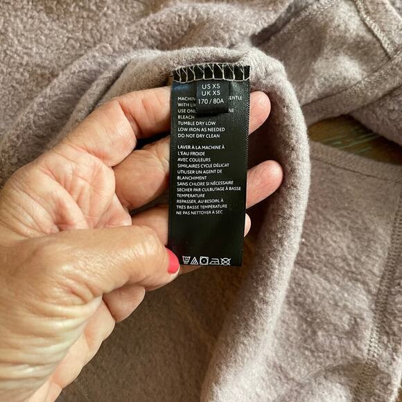 Urban Outfitters Women's Lillu V-Neck Pullover Fleece Top Sweater XS - Picture 6 of 8